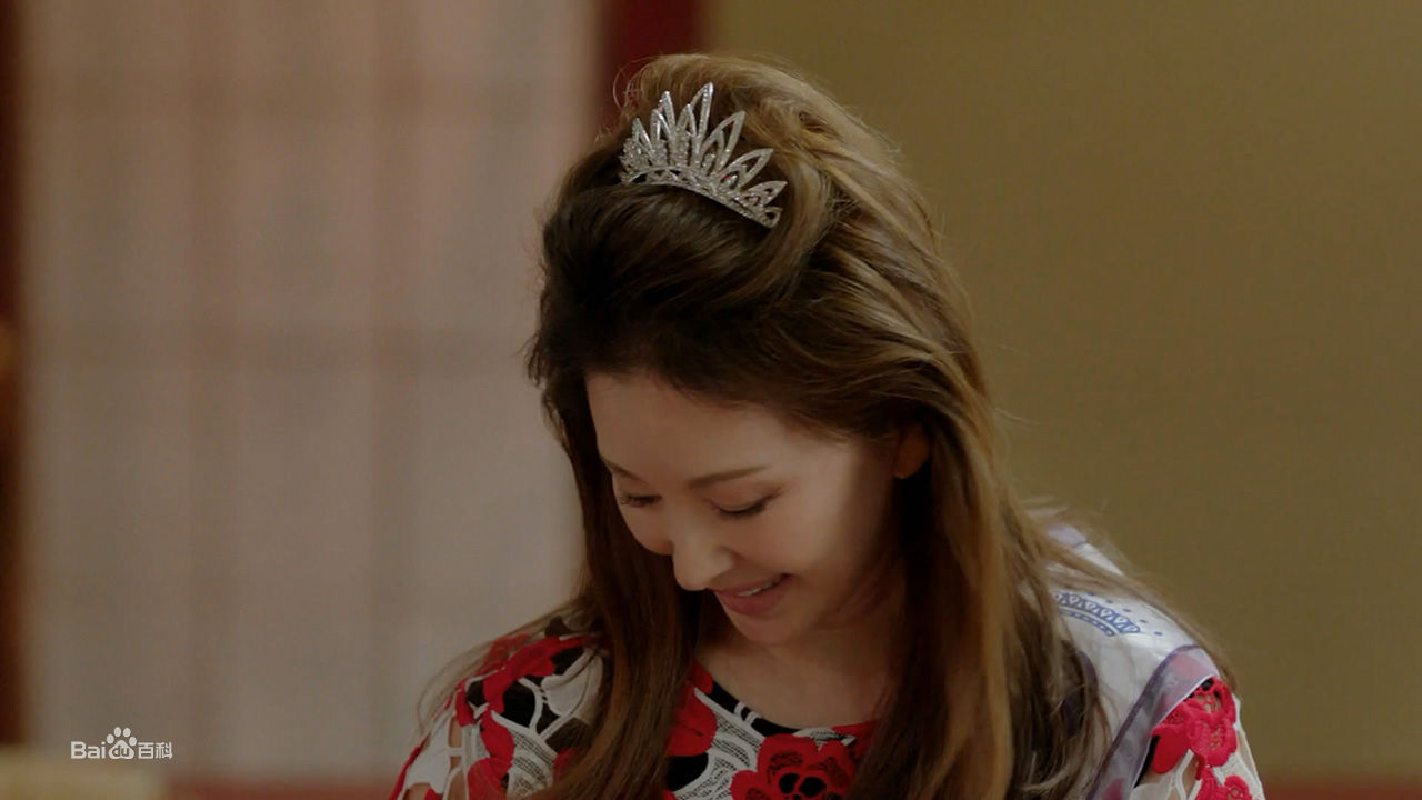 李美淑(，Lee Mi Sook)2018年5月油腻的浪漫前后照片