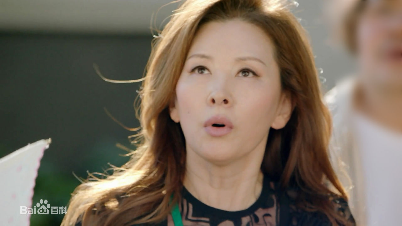 李美淑(，Lee Mi Sook)2018年5月油腻的浪漫前后照片