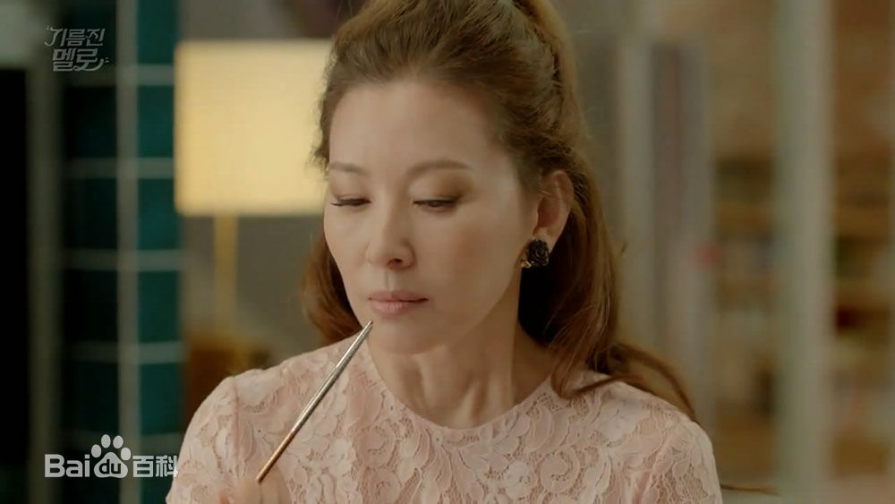 李美淑(，Lee Mi Sook)2018年5月油腻的浪漫前后照片