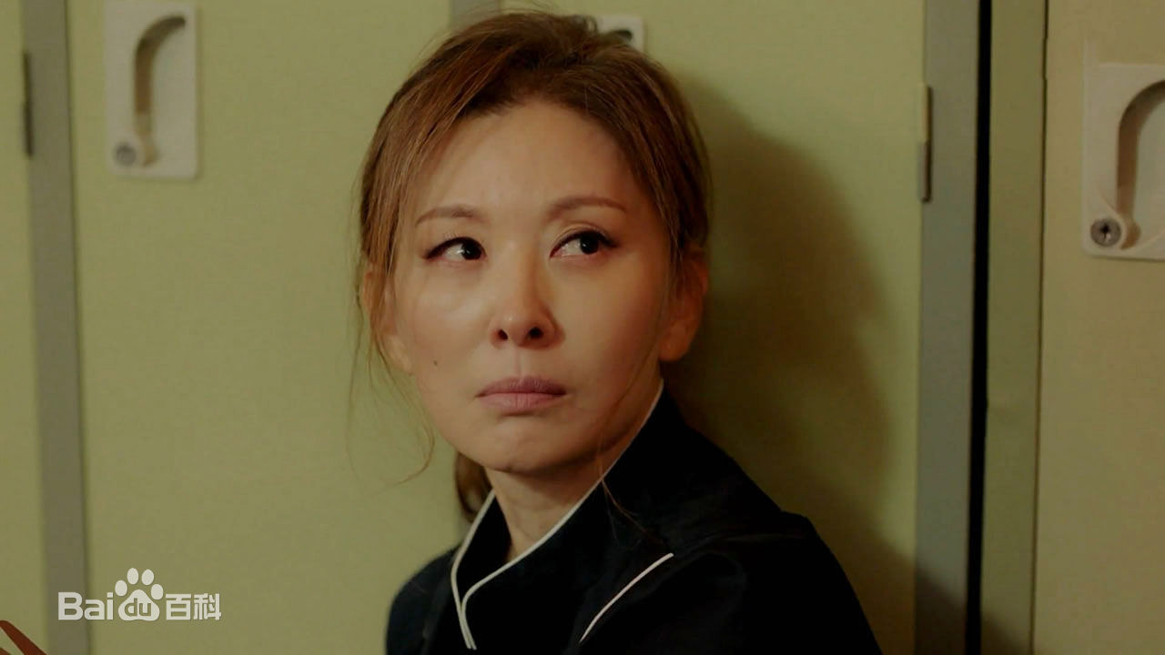 李美淑(，Lee Mi Sook)2018年5月油腻的浪漫前后照片