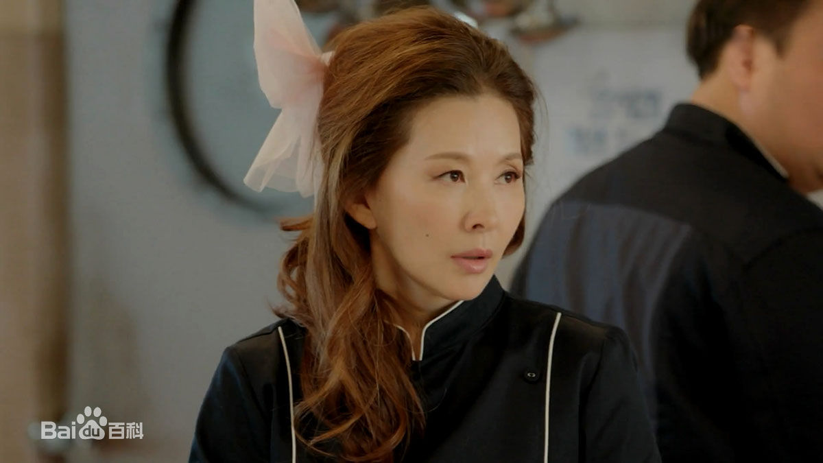 李美淑(，Lee Mi Sook)2018年5月油腻的浪漫前后照片