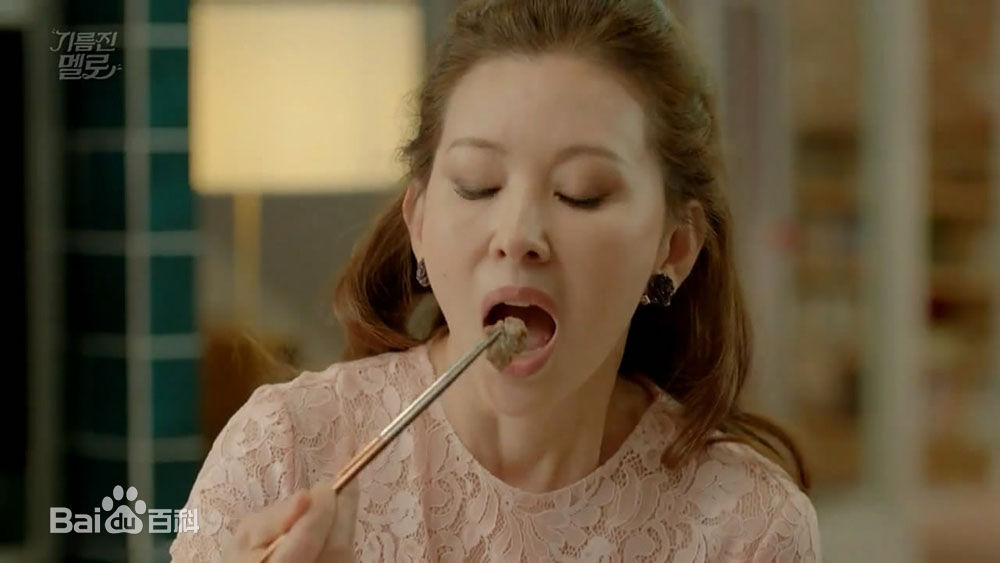 李美淑(，Lee Mi Sook)2018年5月油腻的浪漫前后照片