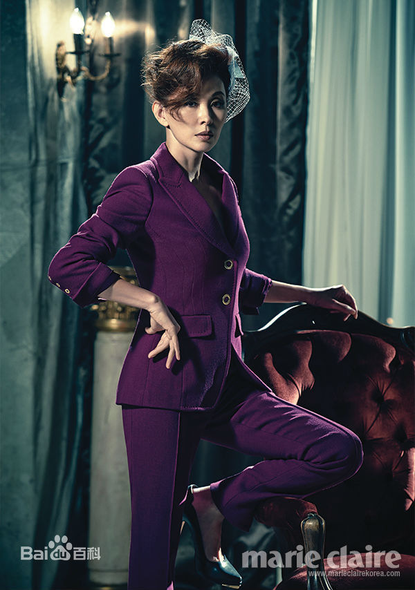 李美淑(，Lee Mi Sook)2013年10月号 - Marie Claire图片图册