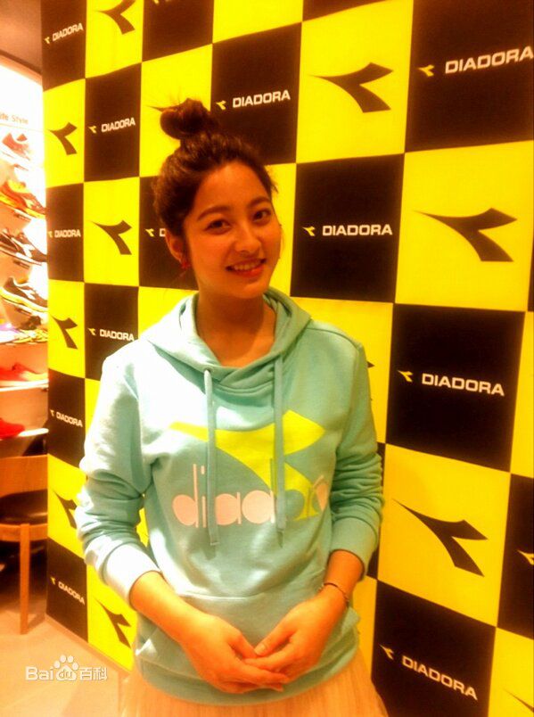 朴世荣(Park Se Young、パクセヨン) 生活照素颜照壁纸