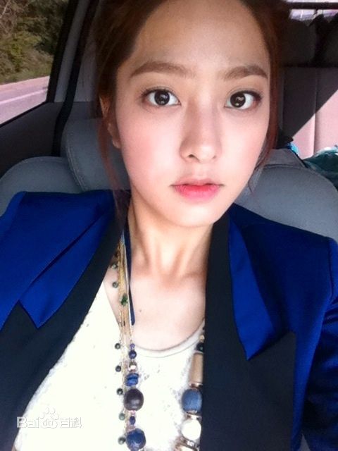 朴世荣(Park Se Young、パクセヨン) 生活照素颜照壁纸