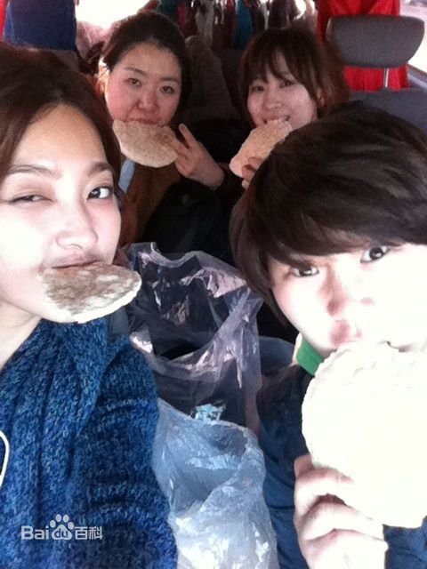 朴世荣(Park Se Young、パクセヨン) 生活照素颜照壁纸