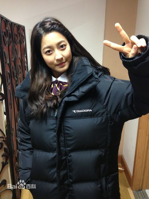 朴世荣(Park Se Young、パクセヨン) 生活照素颜照壁纸