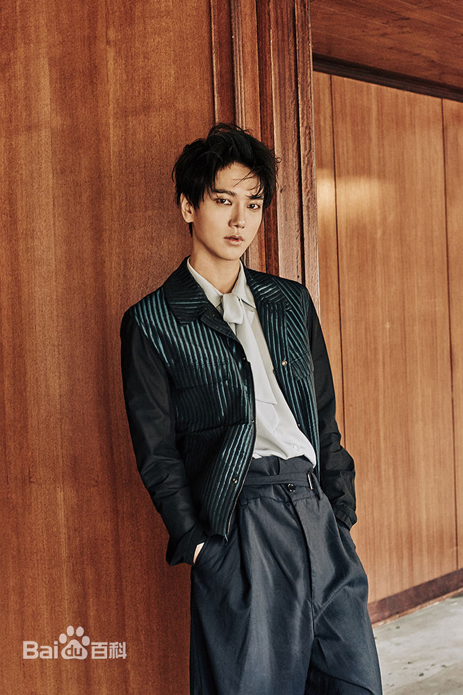 金钟云、艺声(/Kim Jong Woon、/Ye Sung)金钟云前后照片