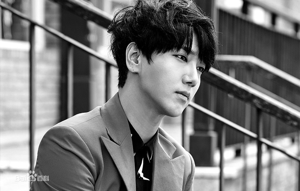 金钟云、艺声(/Kim Jong Woon、/Ye Sung)金钟云前后照片