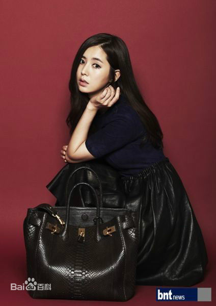 韩彩雅(/Han Chae-ah)高清时尚杂志图册