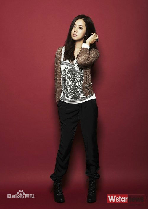 韩彩雅(/Han Chae-ah)高清时尚杂志图册