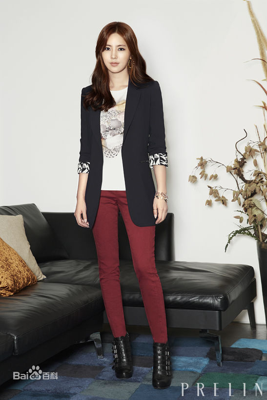 韩彩雅(/Han Chae-ah)代言风采壁纸壁纸