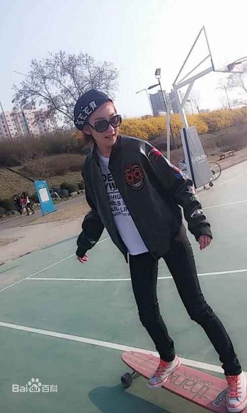 王智媛( / Wang Ji Won)生活照生活照