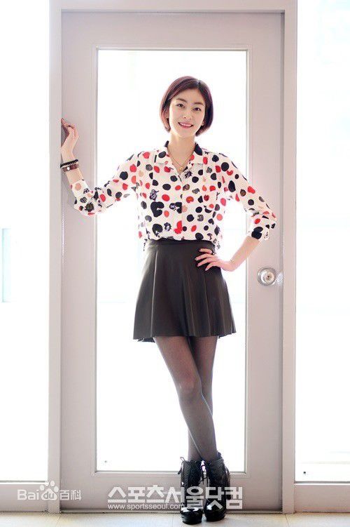 王智媛( / Wang Ji Won)个人照图册