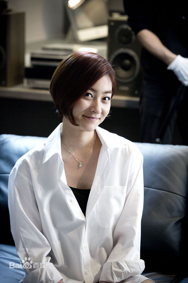 最新王智媛( / Wang Ji Won)性感图片