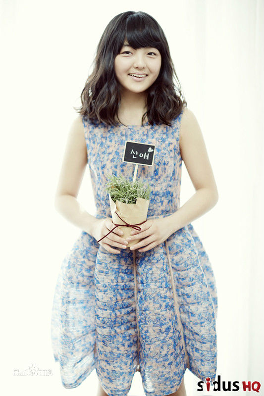 徐信爱(/Seo Shin.ae.)生活壁纸壁纸