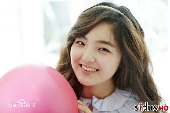 徐信爱(/Seo Shin.ae.)生活壁纸壁纸