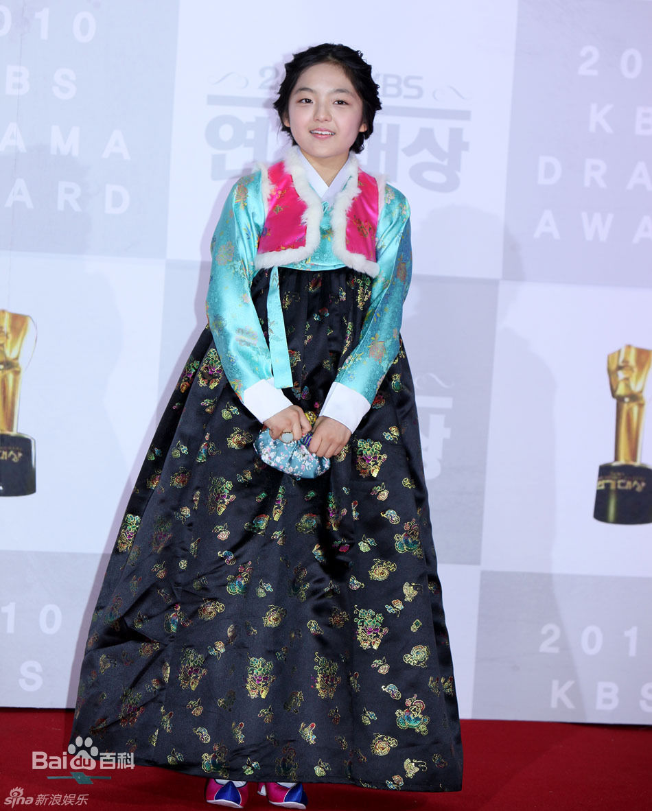 最新徐信爱(/Seo Shin.ae.)精彩图册