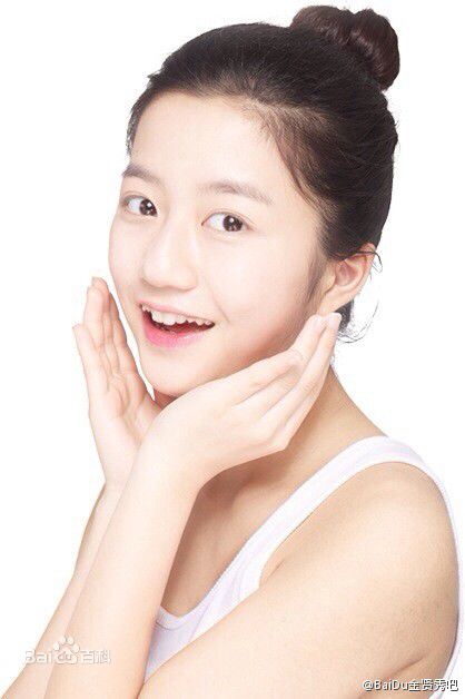 金贤秀(；Kim Hyeon-soo)代言照生活照