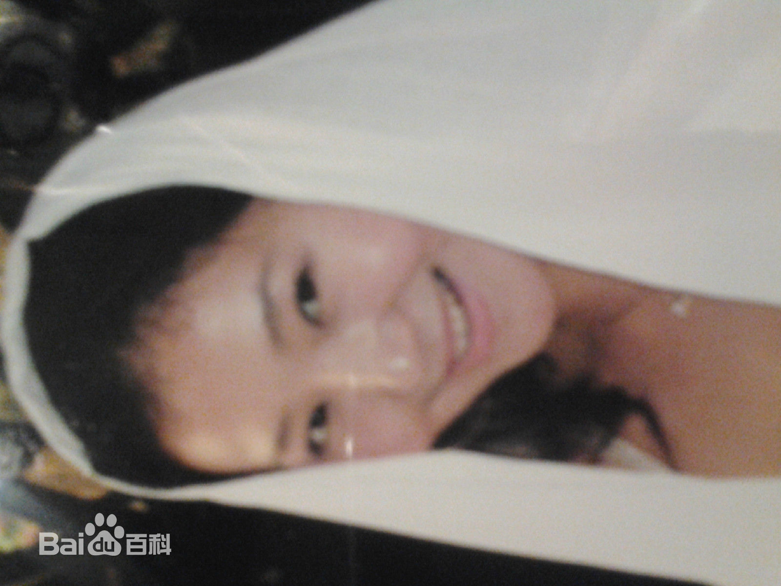 最新张伊菡性感图片