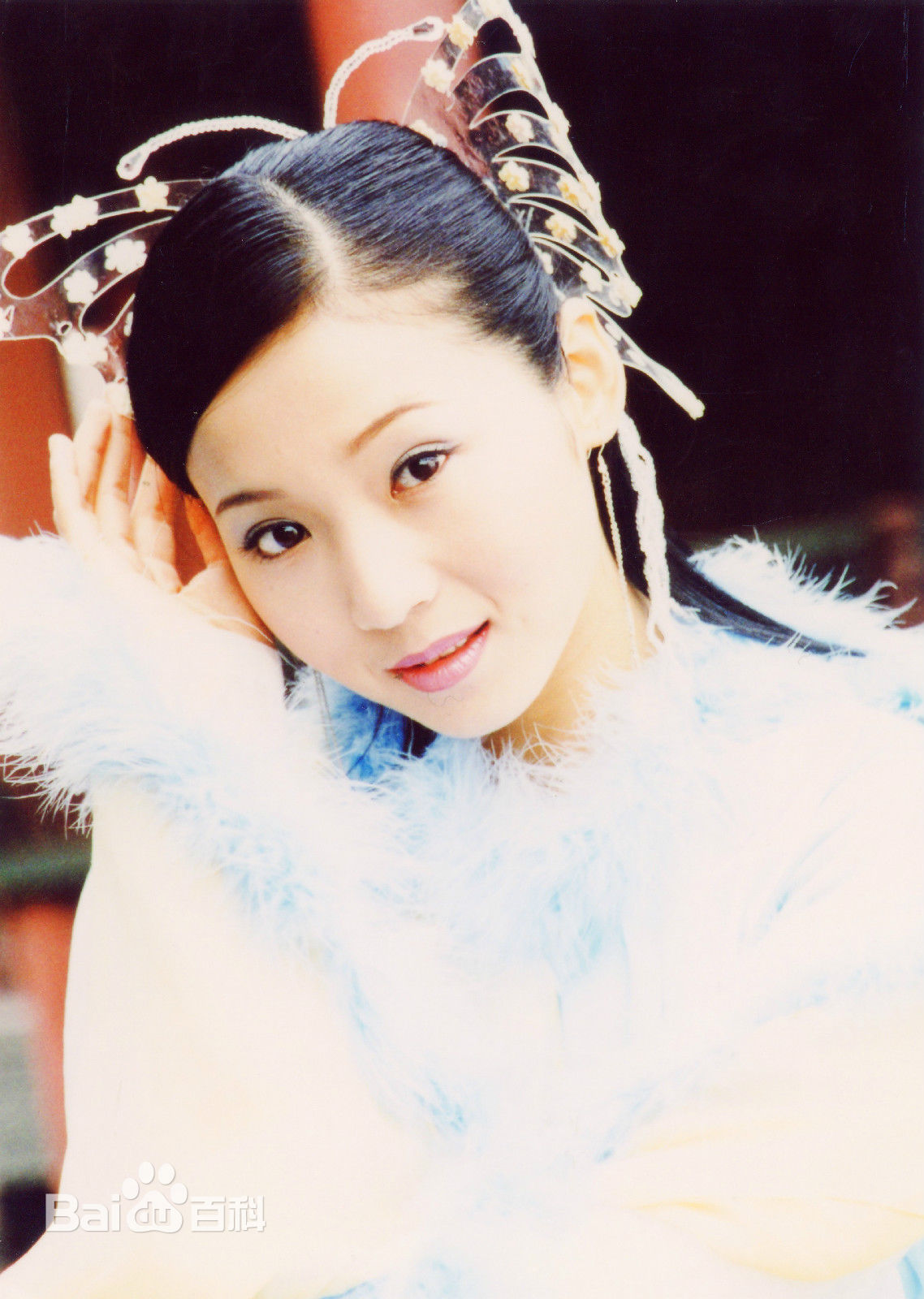 最新张伊菡性感图片