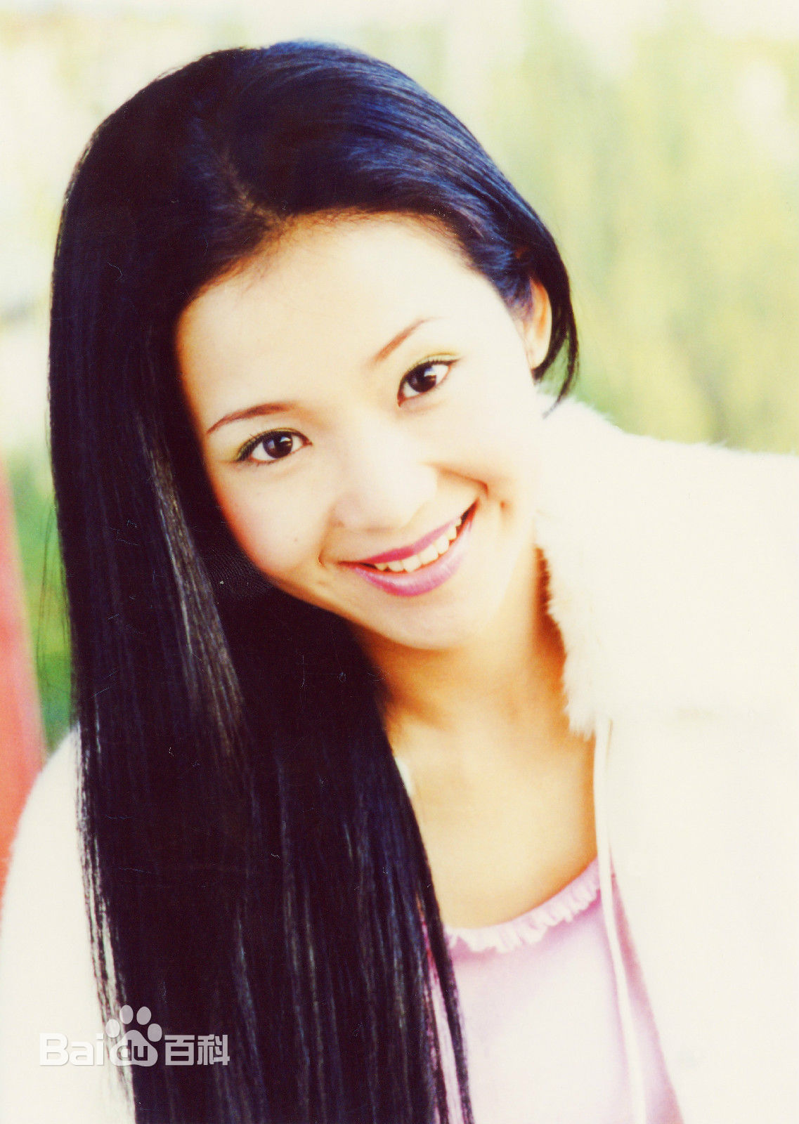 最新张伊菡性感图片