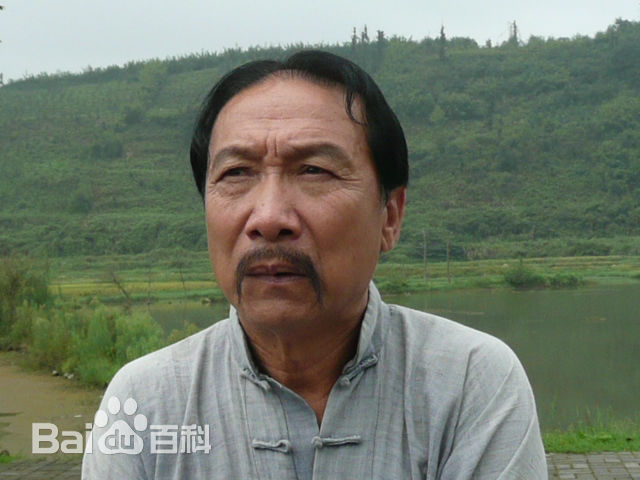 宋来运近现代装前后照片