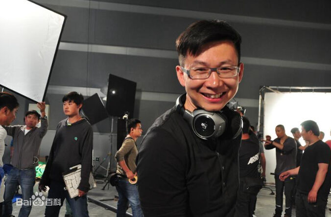 项宏敏在电影《菜鸟》现场中的