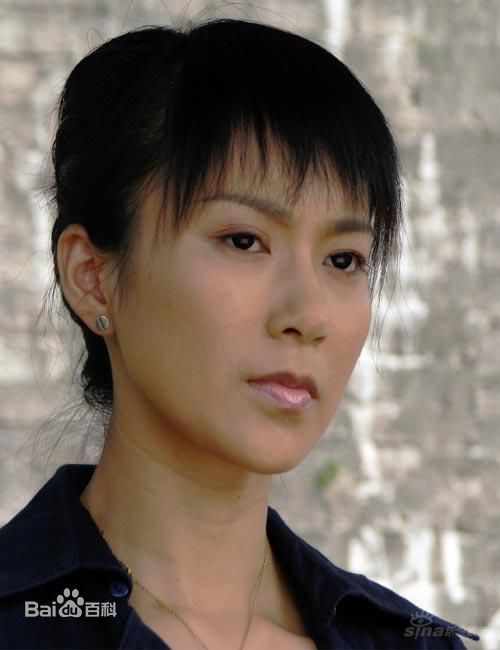 钱嘉仪别让爱沉默素颜照相册