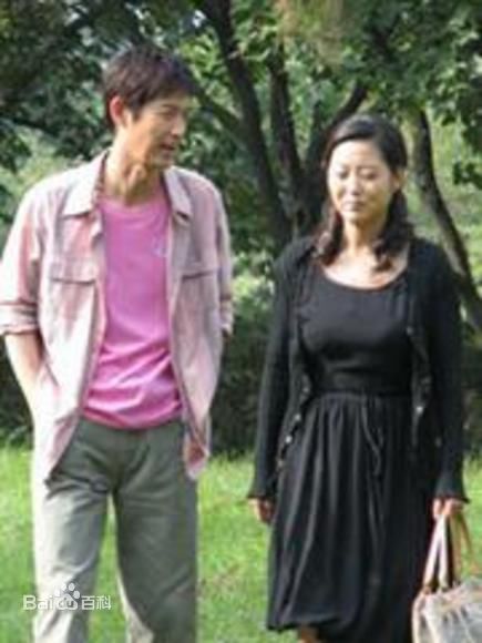 钱嘉仪别让爱沉默素颜照相册