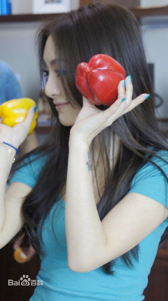 胡灵(Kiki Hu)的个人图册壁纸壁纸