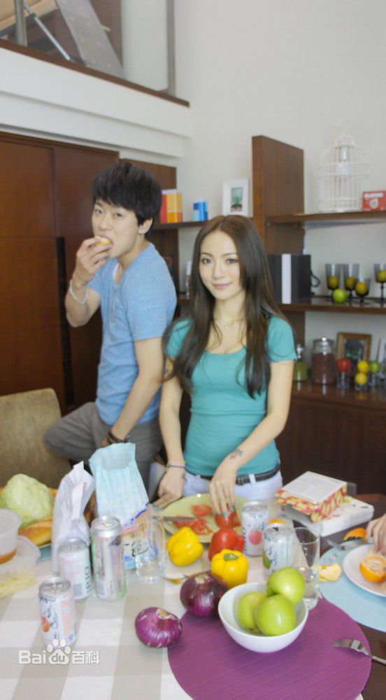 胡灵(Kiki Hu)的个人图册壁纸壁纸