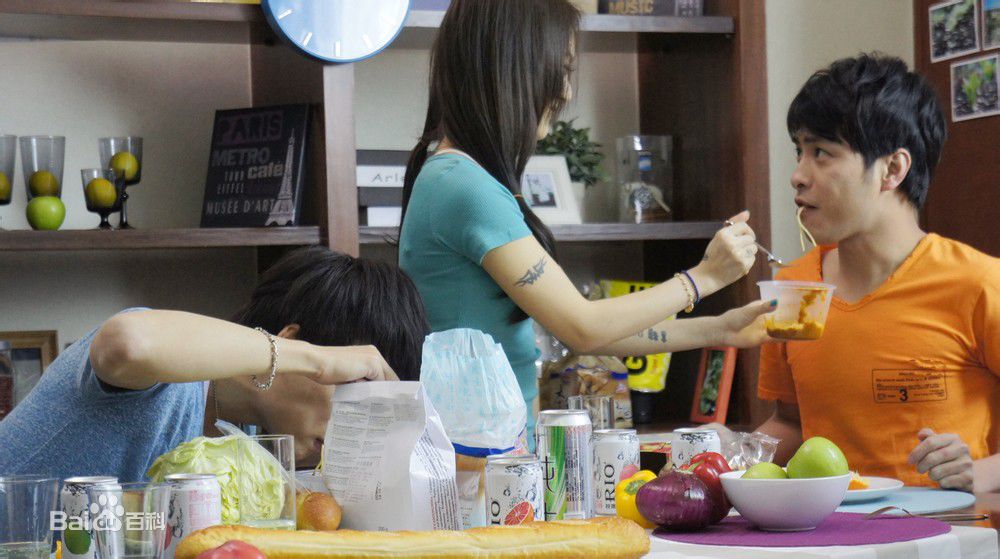 胡灵(Kiki Hu)的个人图册壁纸壁纸