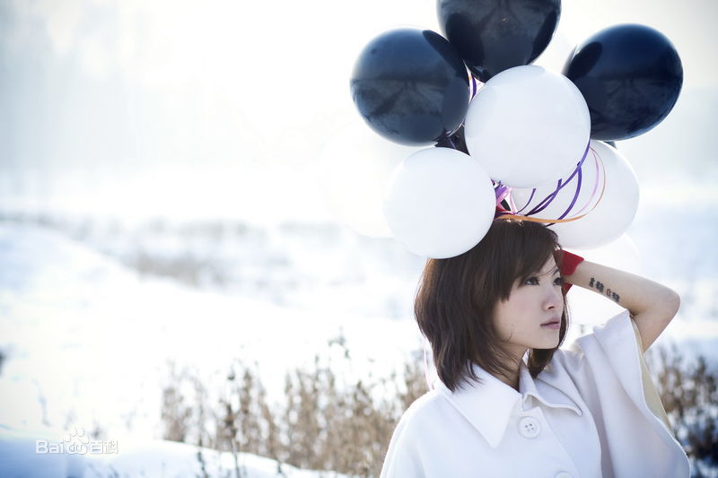 胡灵(Kiki Hu)前后照片