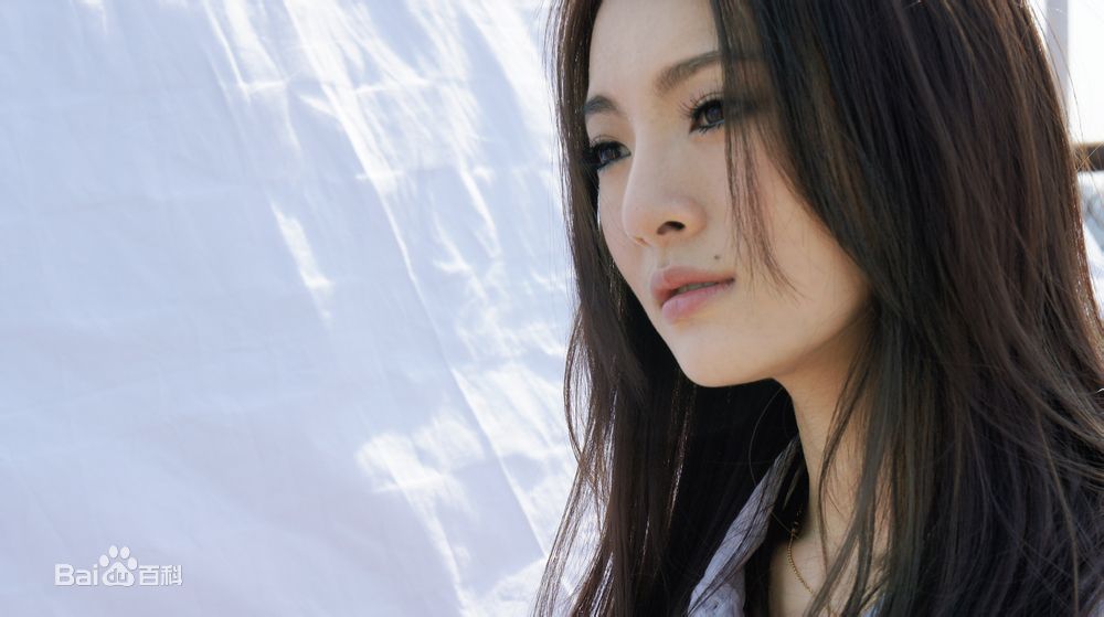 胡灵(Kiki Hu)前后照片