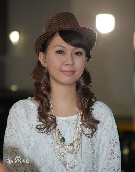 卓依婷(Timi Zhuo)最优质及微博个人照相册