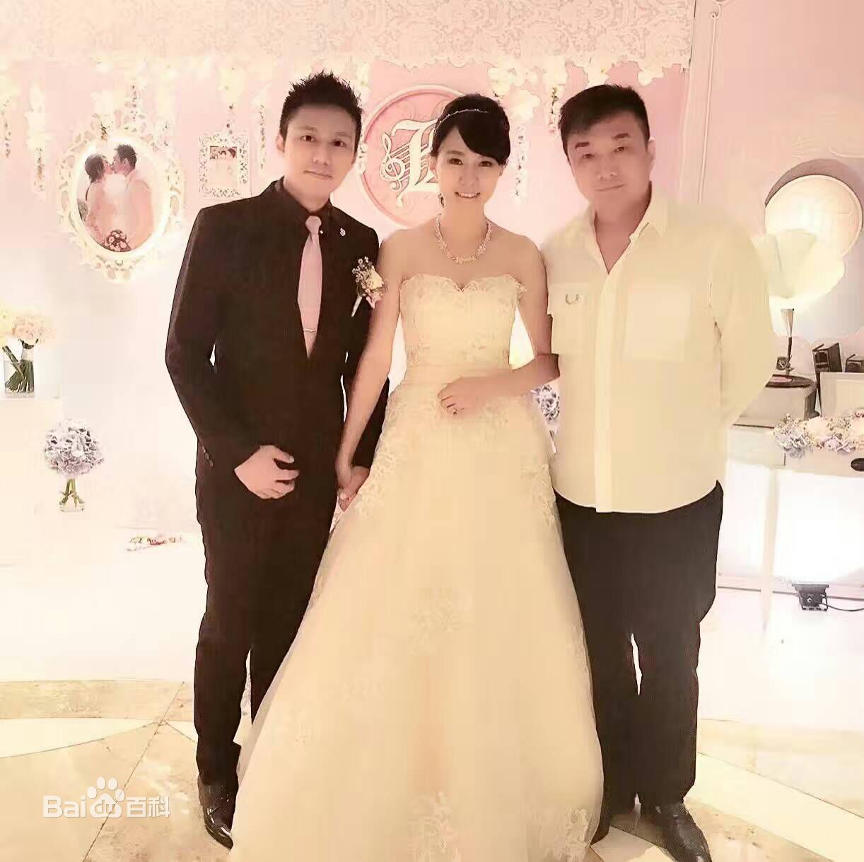 卓依婷(Timi Zhuo)20160724台北婚礼性感图片图集