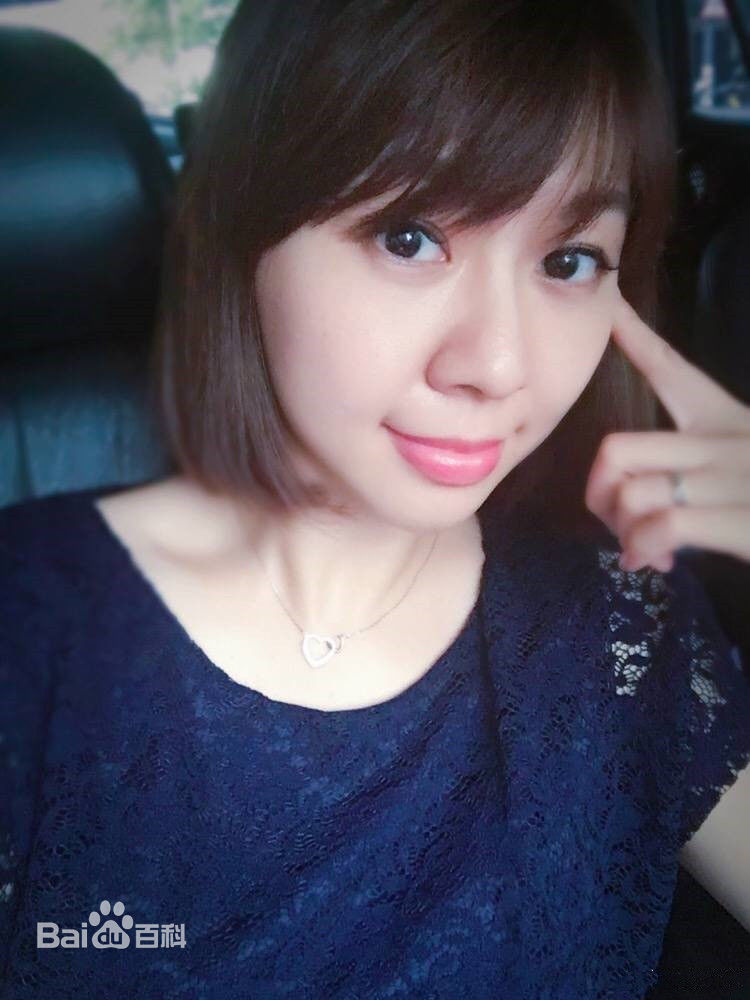 卓依婷(Timi Zhuo)微博照生活照