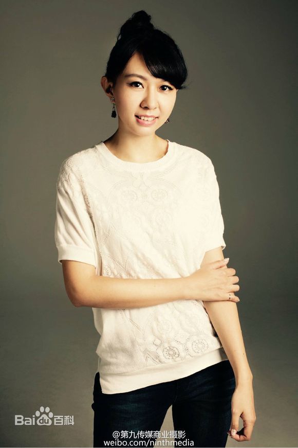 最新卓依婷(Timi Zhuo)壁纸