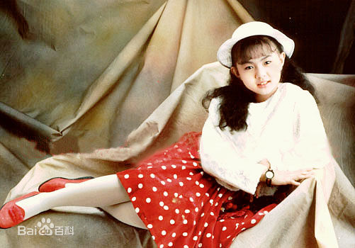 卓依婷(Timi Zhuo)童年时期的图册