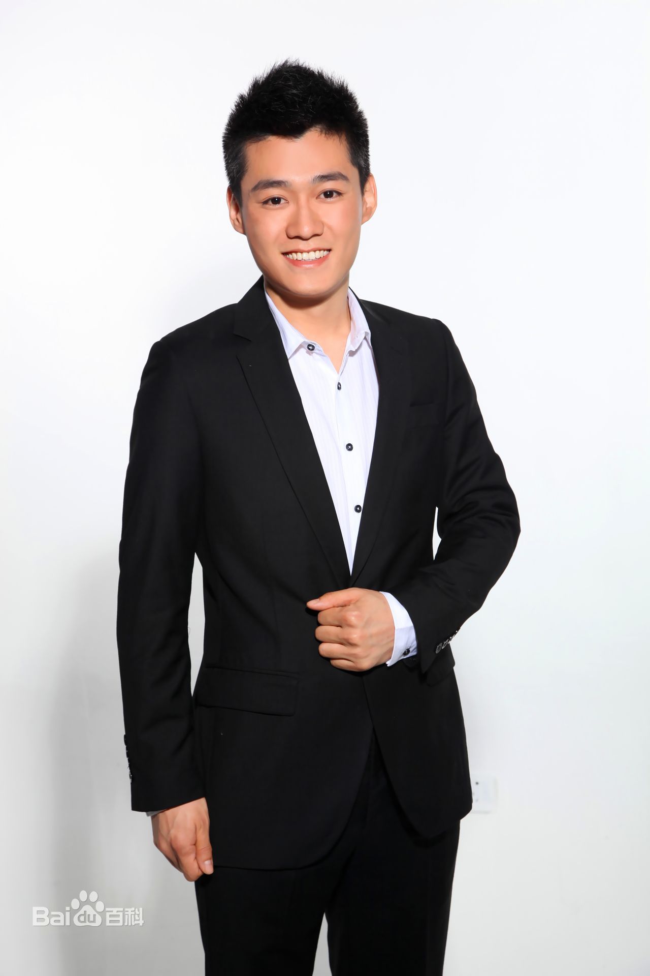 公钰涵(Gong yuhan)（祖籍山东）工作室成员个人照图片图集