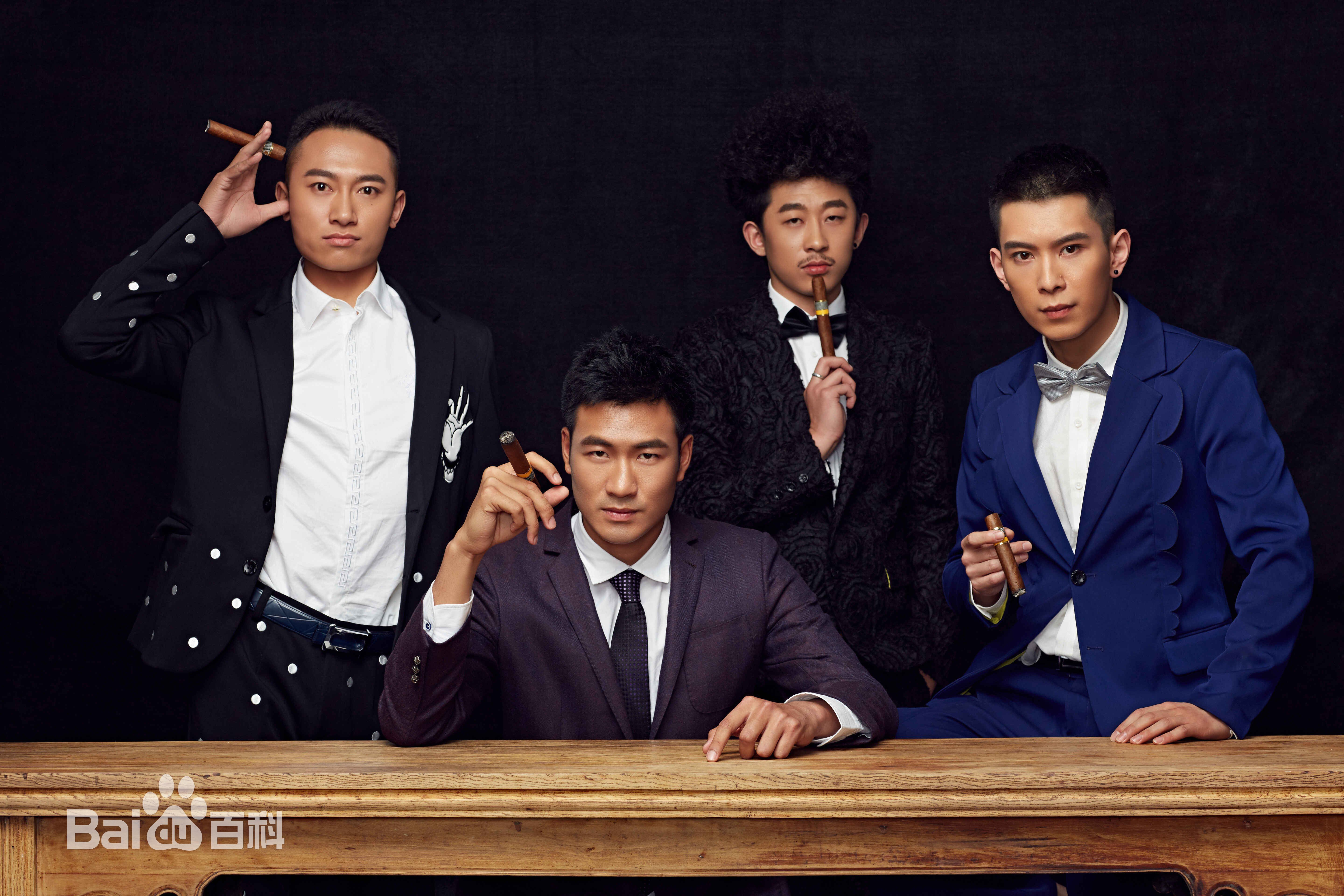 公钰涵(Gong yuhan)16年团队合影生活照相册