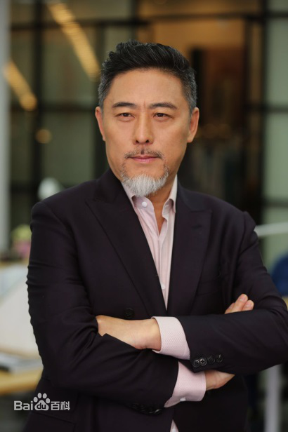 最优质卢勇生活照