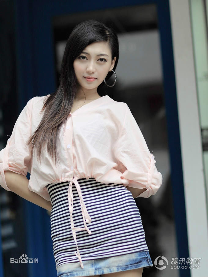 王紫菲图片生活照相册