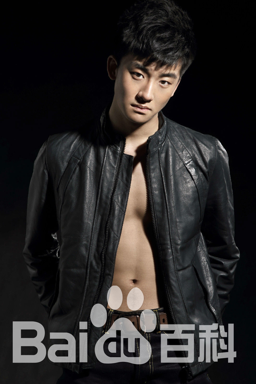 高旭阳最新壁纸