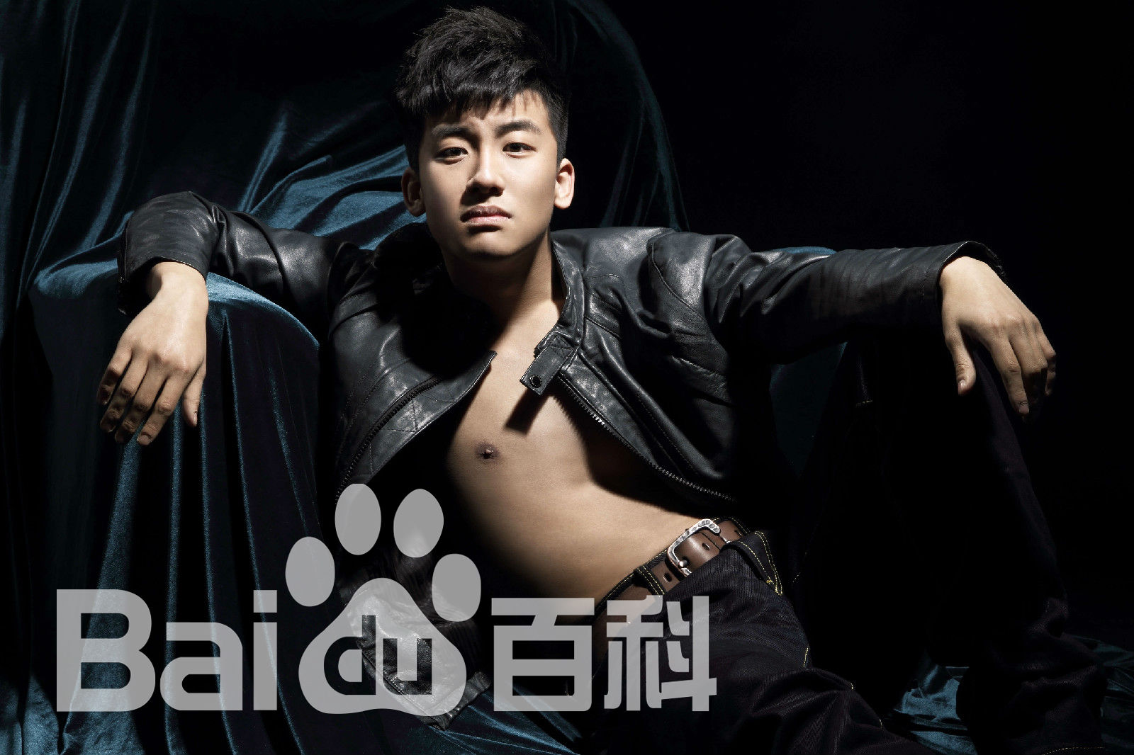 高旭阳最新壁纸