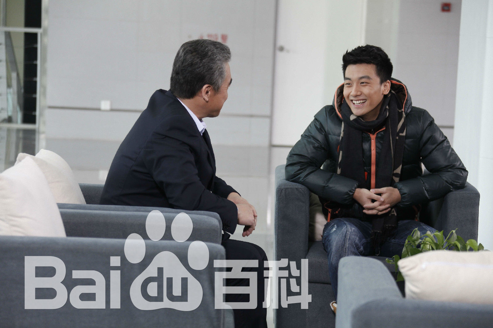 高旭阳于无声处前后照片