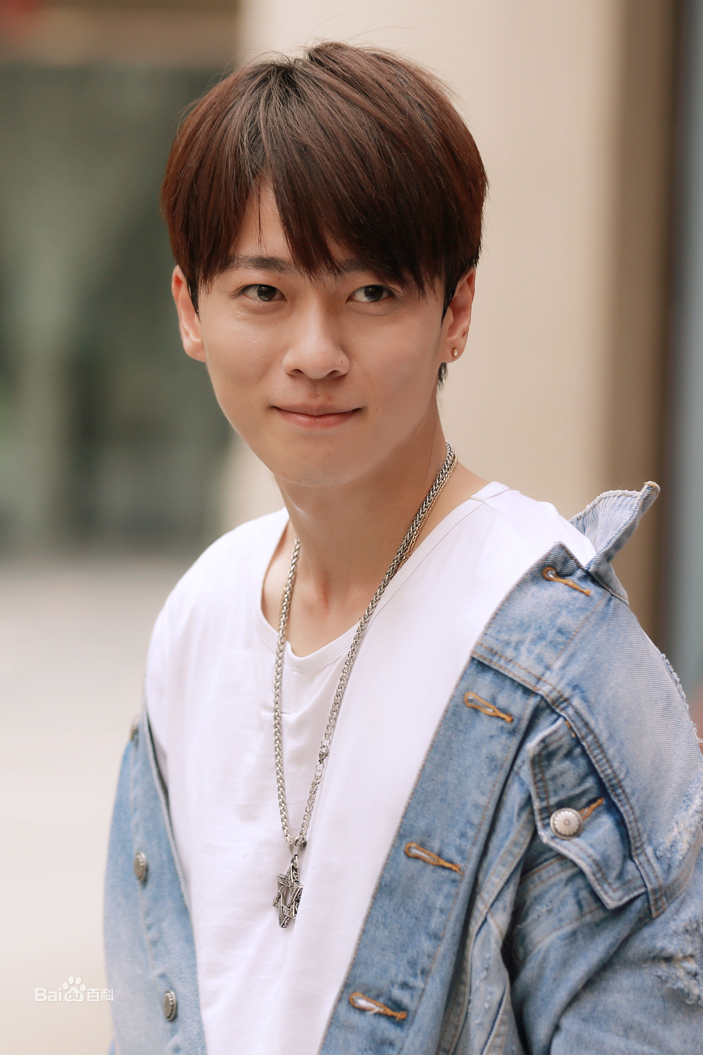 李浩修照片图册