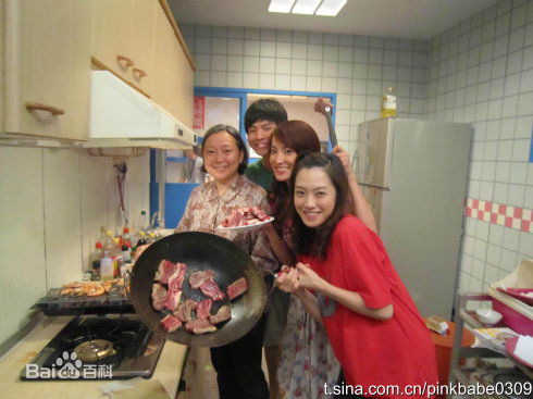 王以路生活照图片图集