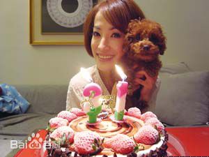 王以路生活照图片图集